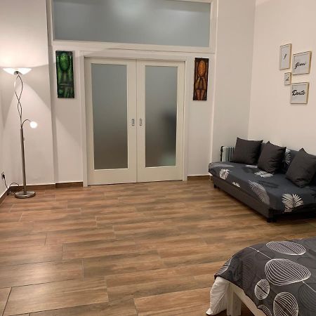 I Gironi Di Dante Διαμέρισμα Νάπολη Εξωτερικό φωτογραφία